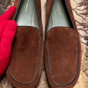 Liz Claiborne brown flex flats